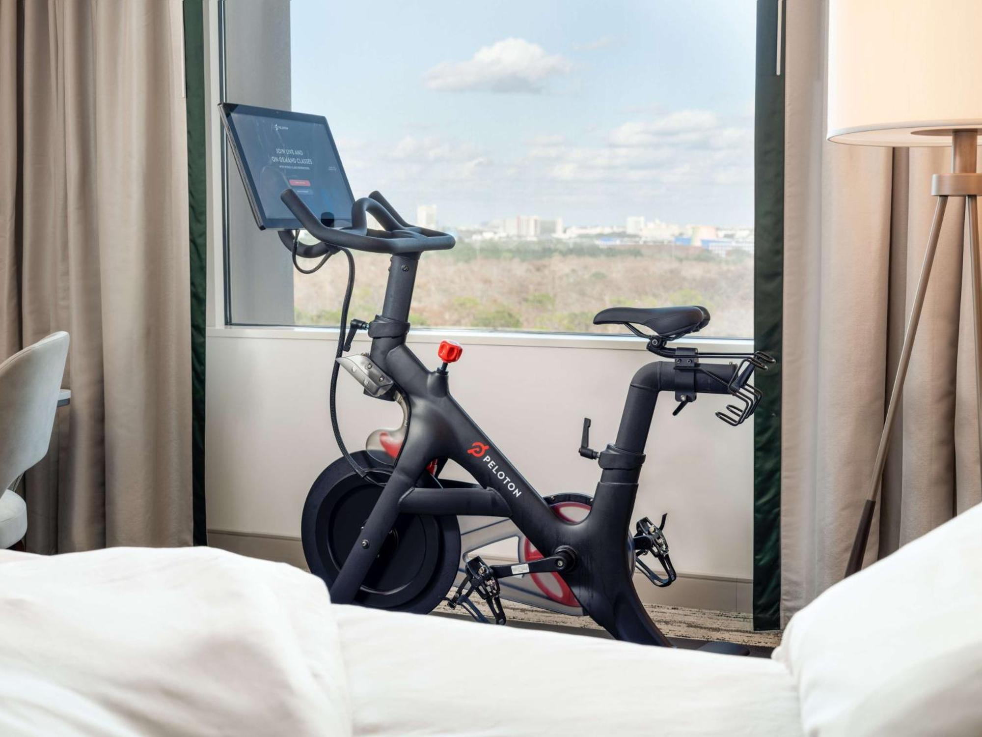 Signia By Hilton Orlando - An Official Walt Disney World Hotel Lake Buena Vista Bagian luar foto